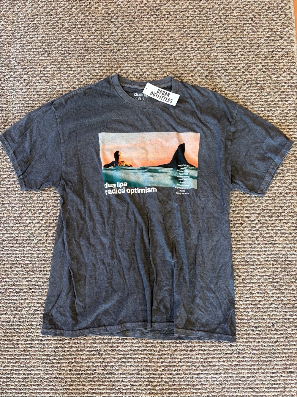 Urban Outfitters Charcoal Graphic Tee with Sunset Surf Print